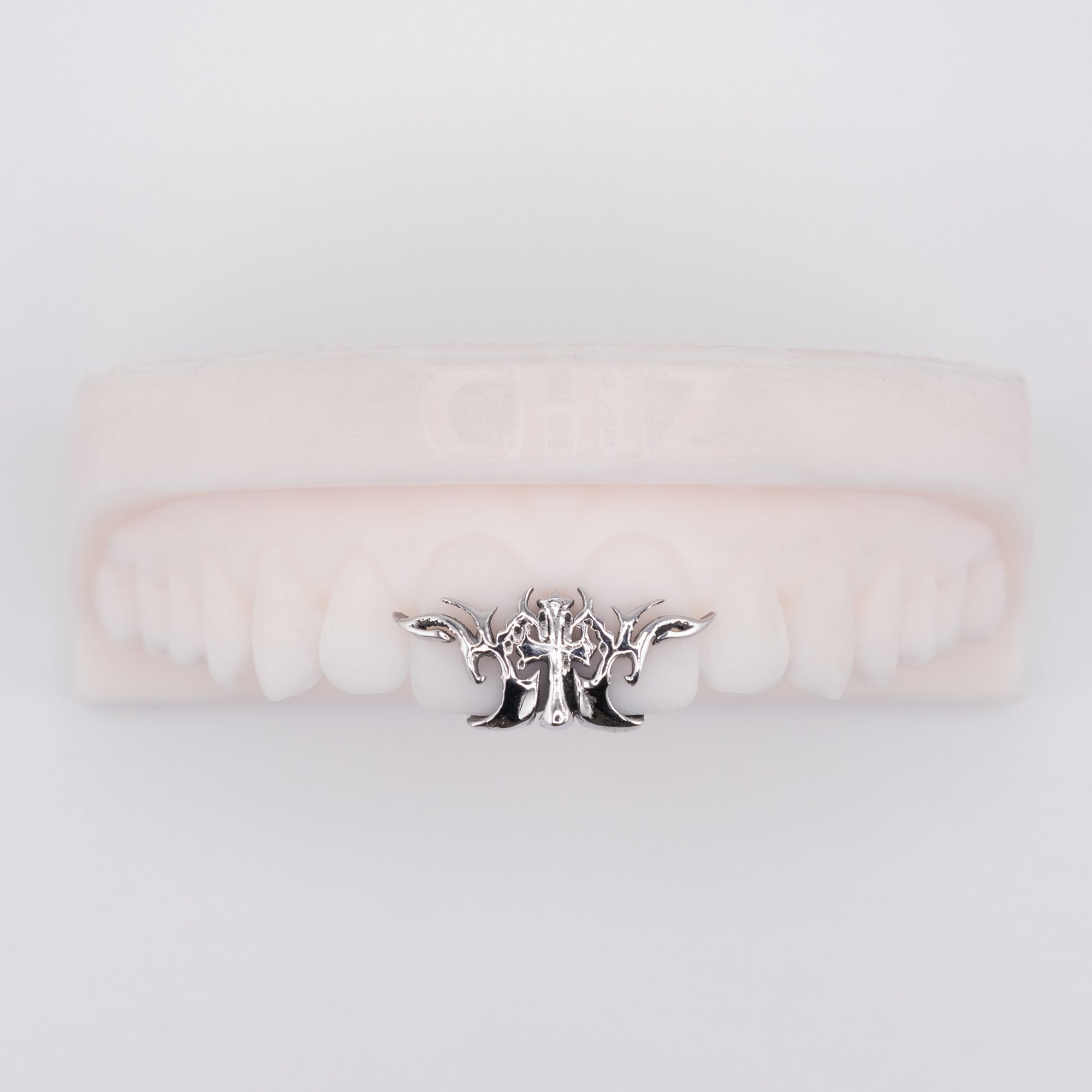 CHIZ CROSS TRIBAL
