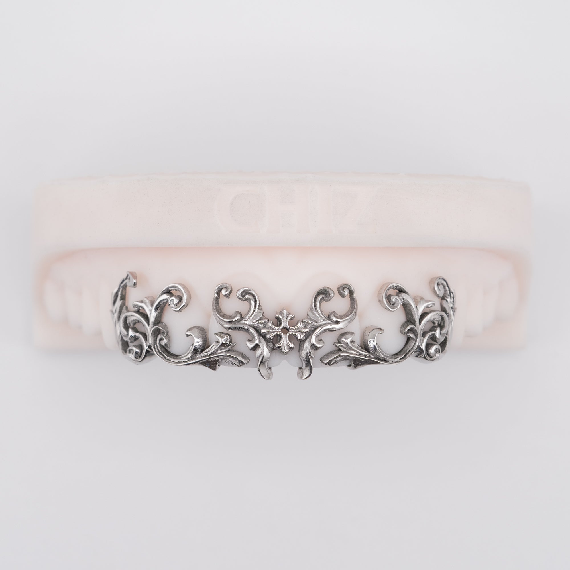 CHIZ ORNAMENTAL FULL MOUTH